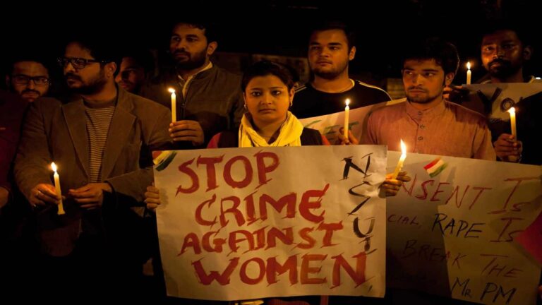 Delhi Gang-rape: दिल्ली में कालकाजी मंदिर के पास नाबालिग के साथ गैंगरेप, आरोपियों ने खुद को बताया पुलिसकर्मी, आसिफ अरेस्ट