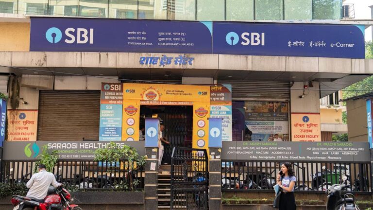 Bank Alert: SBI ने ग्राहकों को दी ये बड़ी चेतावनी, 11 सितंबर देश भर में क्या होने वाला? बैंक जाने से पहले पढ़ें यह नोटिस