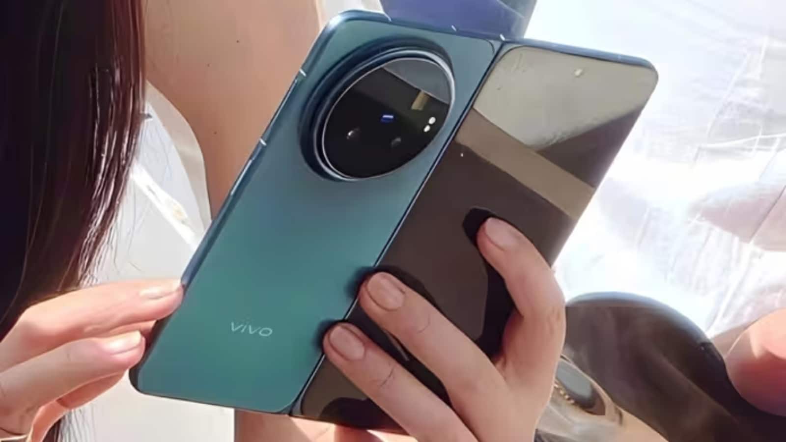 iPhone Duo और Galaxy Z Fold 8 Ultra को टक्कर देने आ रहा Vivo X Fold 6, जानें लॉन्च डेट और कीमत