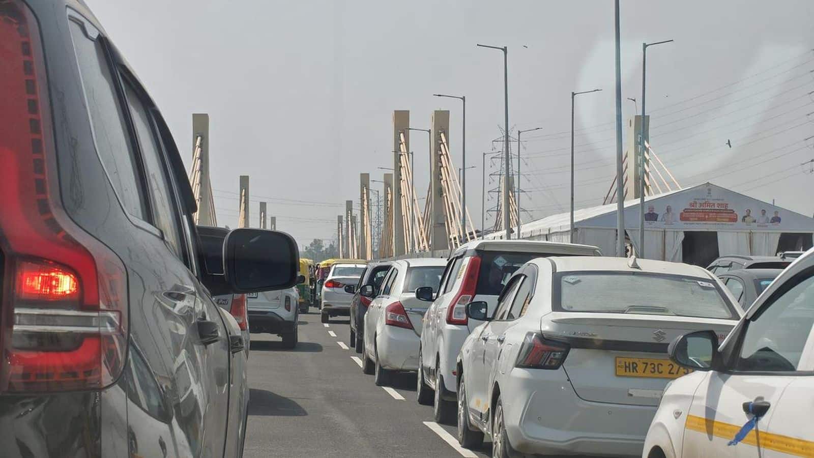 Barapullah flyover jam: बारापुला फेज-III फ्लाईओवर पर क्यों लग रहा है भारी जाम? अब नए सिरे से डिजाइन पर होगा काम
