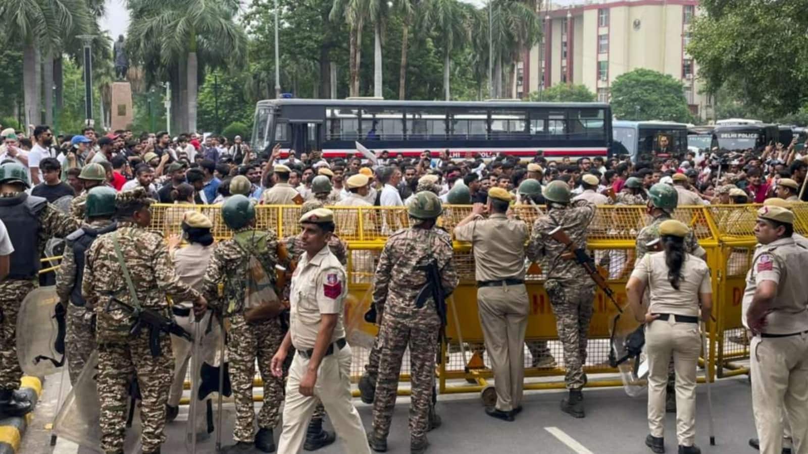 CJP के ‘जंतर-मंतर 2.0’ प्रदर्शन से पहले दिल्ली में बड़ी कार्रवाई, 500 से ज्यादा लोग हिरासत में