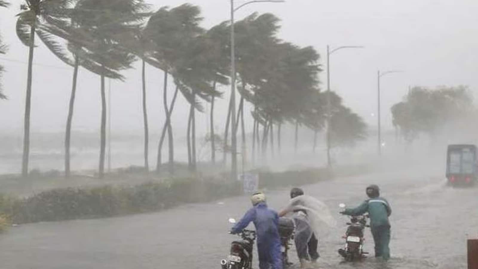 13 अक्टूबर को बंगाल की खाड़ी में मचेगा चक्रवात! बिहार समेत इन राज्यों में भारी बारिश का अलर्ट, दिल्ली-NCR और पंजाब में आंधी-तूफान