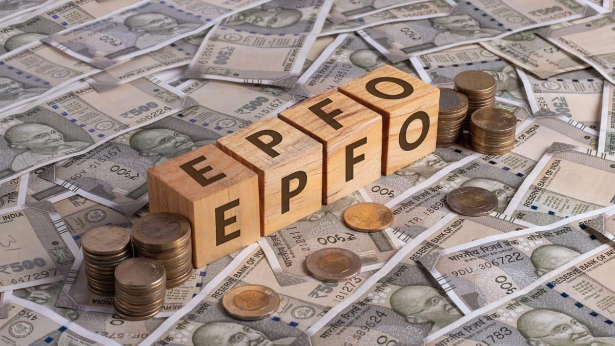 सितंबर में कटकर आई आपकी सैलरी? घबराएं नहीं, जानिए EPFO की नई वेज सीलिंग का गणित और आपकी जेब पर पड़ा असर