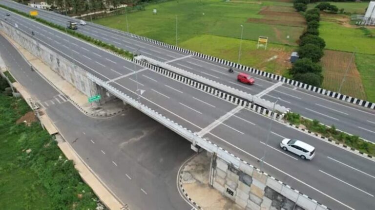 Highway Infrastructure Share Price: कमजोर बाजार में 9% चढ़ा शेयर, जानें तेजी के पीछे की क्या है वजह