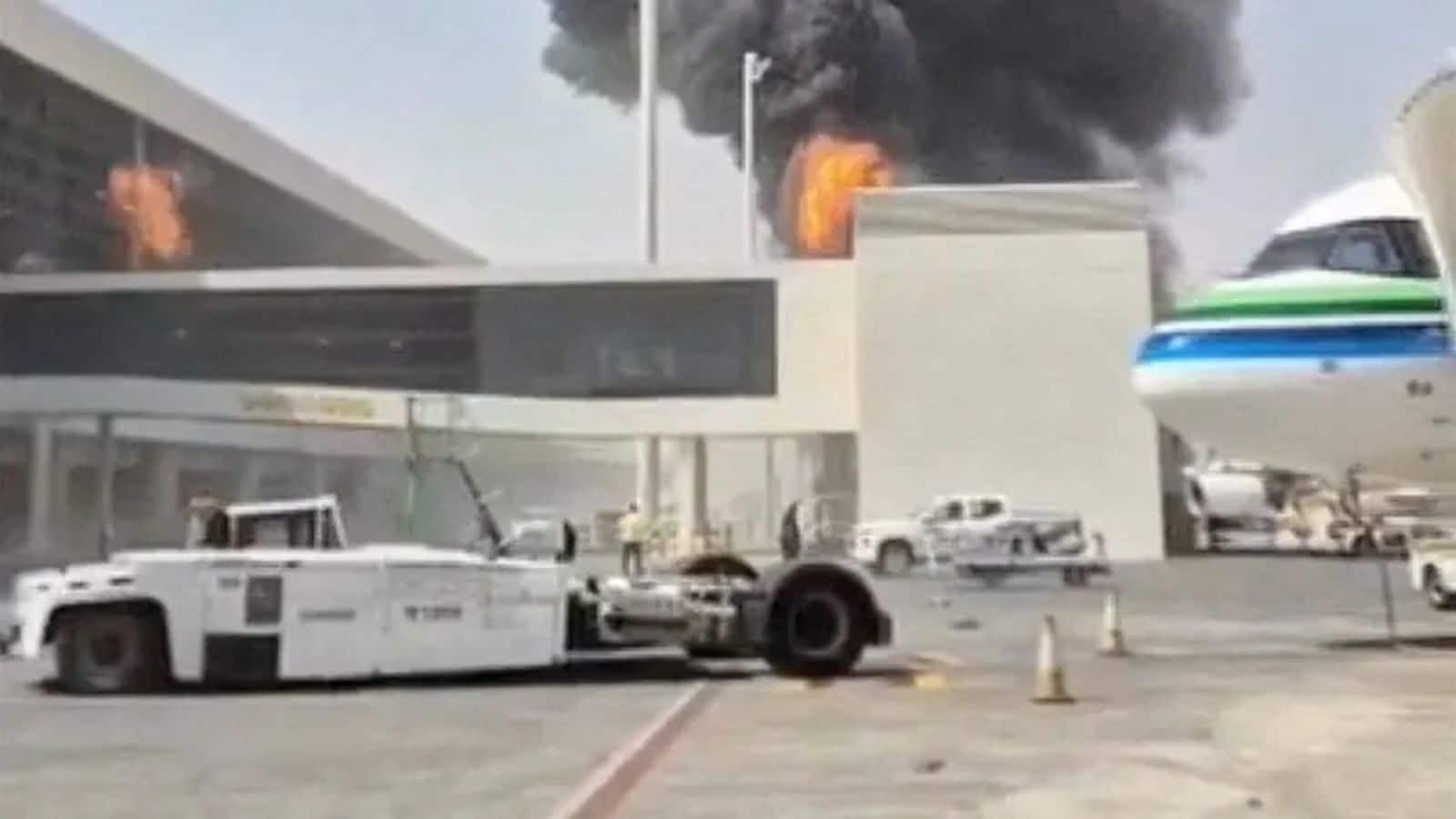 Houthi-Saudi War: सऊदी अरब में ड्रोन अटैक से हड़कंप! Aramco ऑयल फील्ड में नेपाली समेत 2 की मौत, एक भारतीय घायल