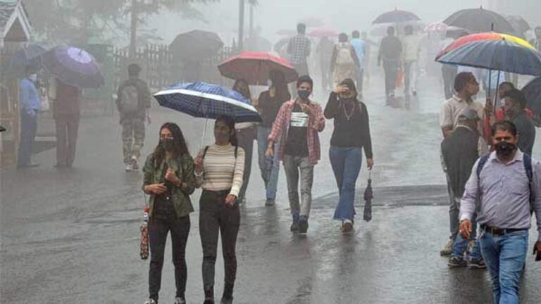 आज का मौसम 2 अक्टूबर: 50 kmph की रफ्तार से चलेंगी हवाएं! इन राज्यों में बारिश और थंडरस्टॉर्म का अलर्ट