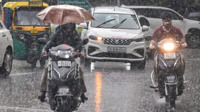 Weather Forecast: साइक्लॉनिक सर्कुलेशन एक्टिव, इन राज्यों में 23 अक्टूबर तक होगी ताबड़तोड़ बारिश! IMD ने जारी किया अलर्ट