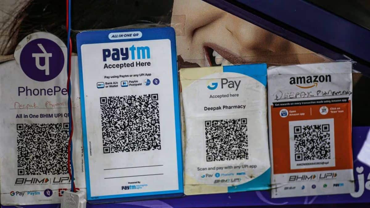 UPI Payment : त्योहारों से पहले बड़ी राहत! क्या टल जाएगी UPI पर लगने वाली फीस? NPCI से आया ये बड़ा अपडेट