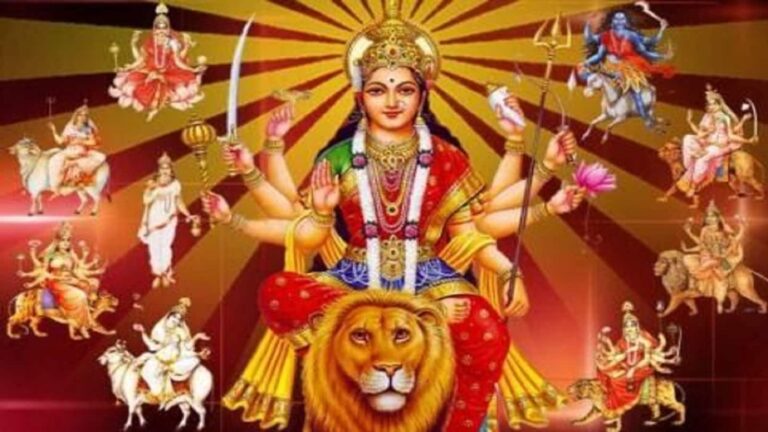 Navratri 2026: हाथी पर आईं मां की मुर्गे पर होंगी विदा, प्रस्थान का वाहन दे रहा देश में उथल-पुथल का संकेत