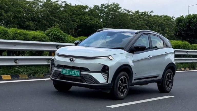 Tata Motors के लिए शानदार रहा सितंबर, कारों की बिक्री 15% बढ़ी; EV की डिमांड में आया जबरदस्त उछाल