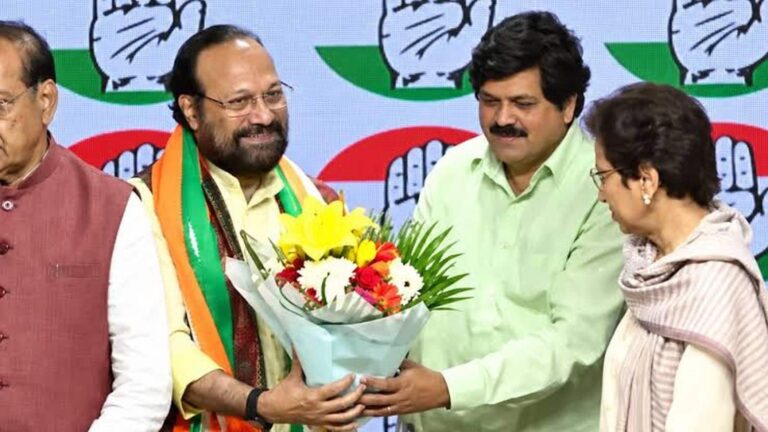 उत्तराखंड चुनाव से पहले BJP को झटका, सिंगर जुबिन नौटियाल के पिता रामशरण कांग्रेस में शामिल