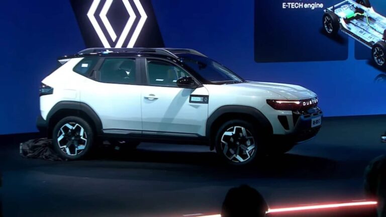 29 kmpl माइलेज वाली Renault Duster Hybrid लॉन्च, Maruti Victoris और Toyota Hyryder को देगी टक्कर, जानें कीमत