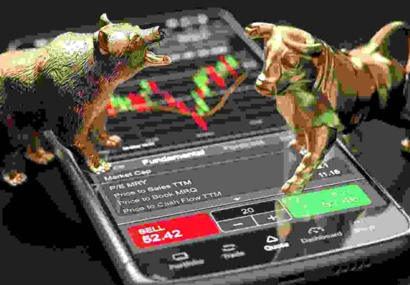 Stock Market Live Update: दिन के निचले स्तर से सेंसेक्स-निफ्टी रिकवर, एफएमसीजी , आईटी शेयरों में दबाव