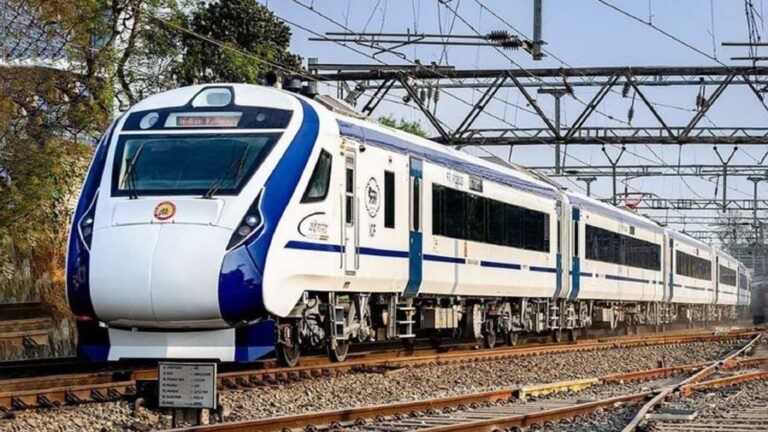 Surat-Udaipur Vande Bharat Express: नई वंदे भारत एक्सप्रेस की बुकिंग शुरू! जानिए इसका टाइम-टेबल, रूट, स्टॉपेज और किराए की सारी डिटेल