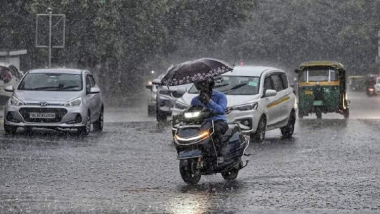 कल का मौसम: इन 20 राज्यों में बदलेगा मौसम, बारिश के साथ 60 kmph की रफ्तार से चलेंगी तेज हवाएं