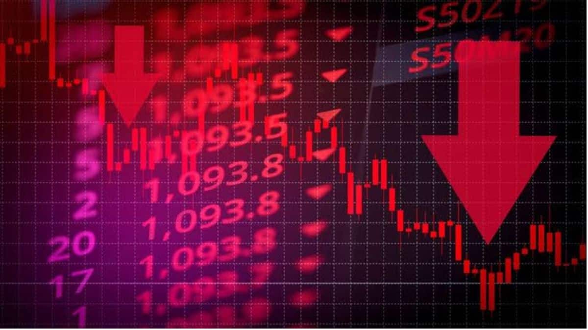Share Market Fall: बंपर तेजी के बाद आई तबाही! इन 4 वजहों से सेंसेक्स डे हाई से 1,200 अंक टूटा