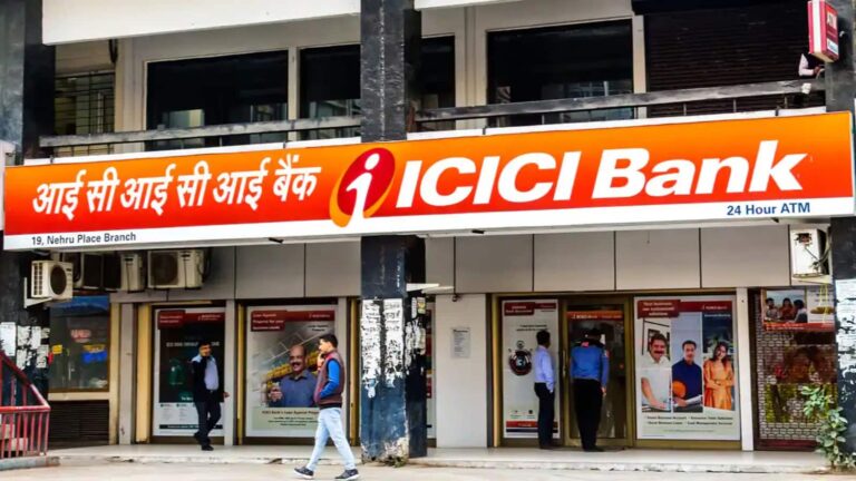 ICICI Bank सेविंग्स अकाउंट से जुड़े चार्जेज में बदलाव करेगा, जानिए नए चार्जेज कब से लागू होंगे और किस पर पड़ेगा असर