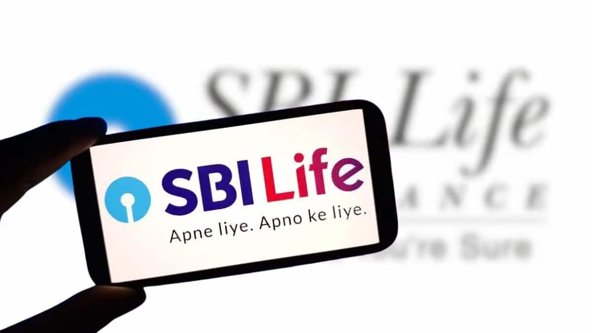 SBI की धांसू स्कीम! बिना किसी रिस्क के मिलेगी पक्की मंथली इनकम, मैच्योरिटी पर 110% रिफंड भी!