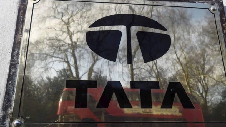 Tata Trusts: टाटा ट्रस्ट्स ने दरियादिली में खोला खजाना! FY26 में 70% बढ़ा चैरिटी खर्च, ₹1,556 करोड़ किए दान